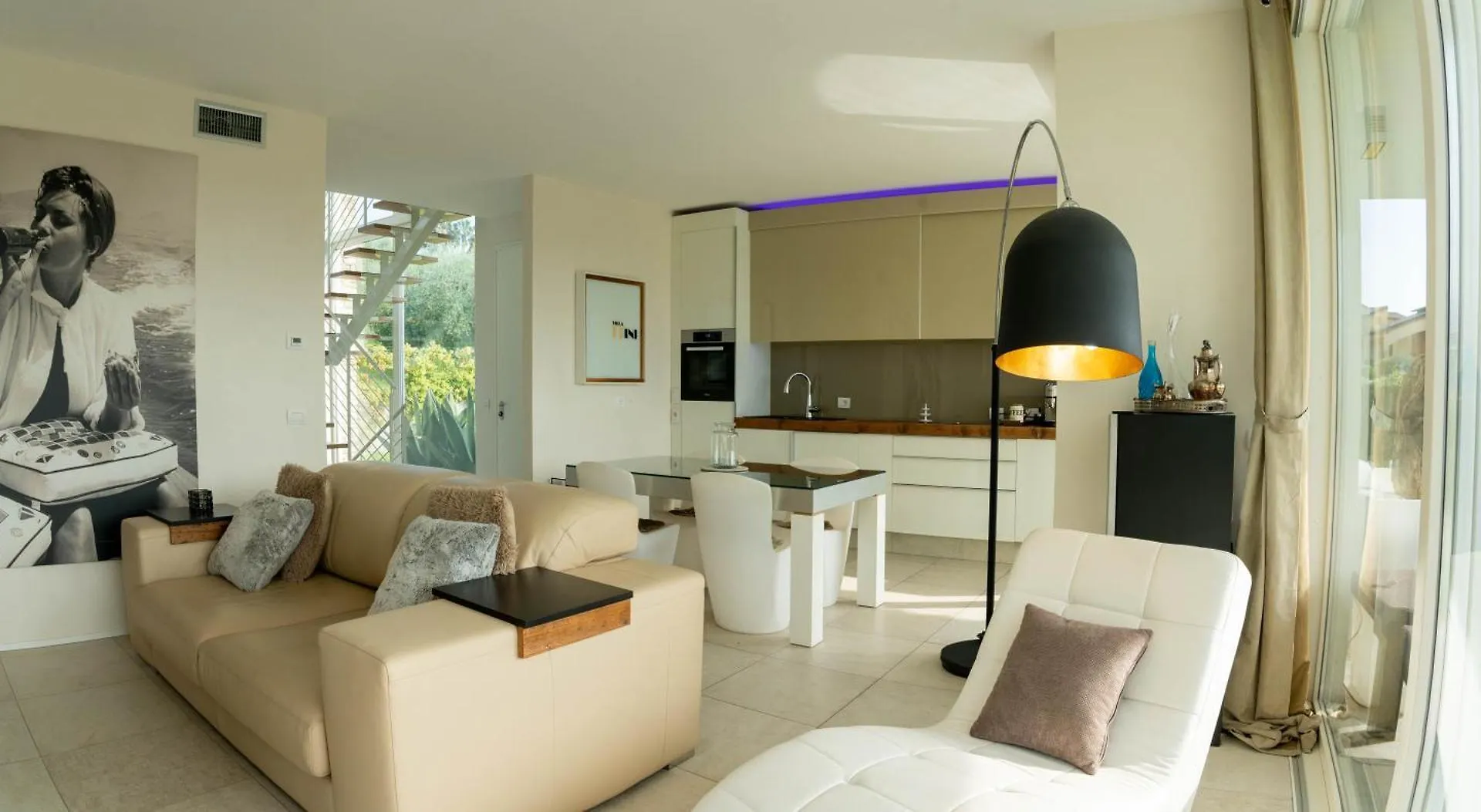 Villa Christine With A Pool Manerba del Garda