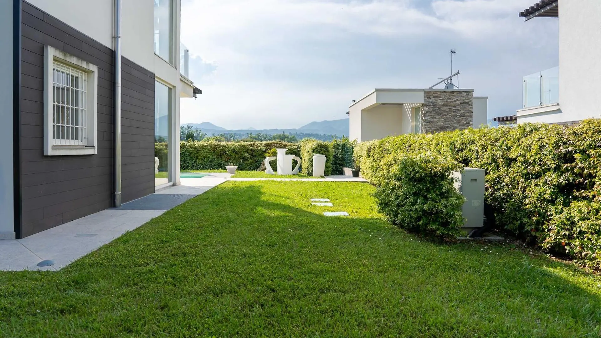 Villa Christine With A Pool Manerba del Garda Italy