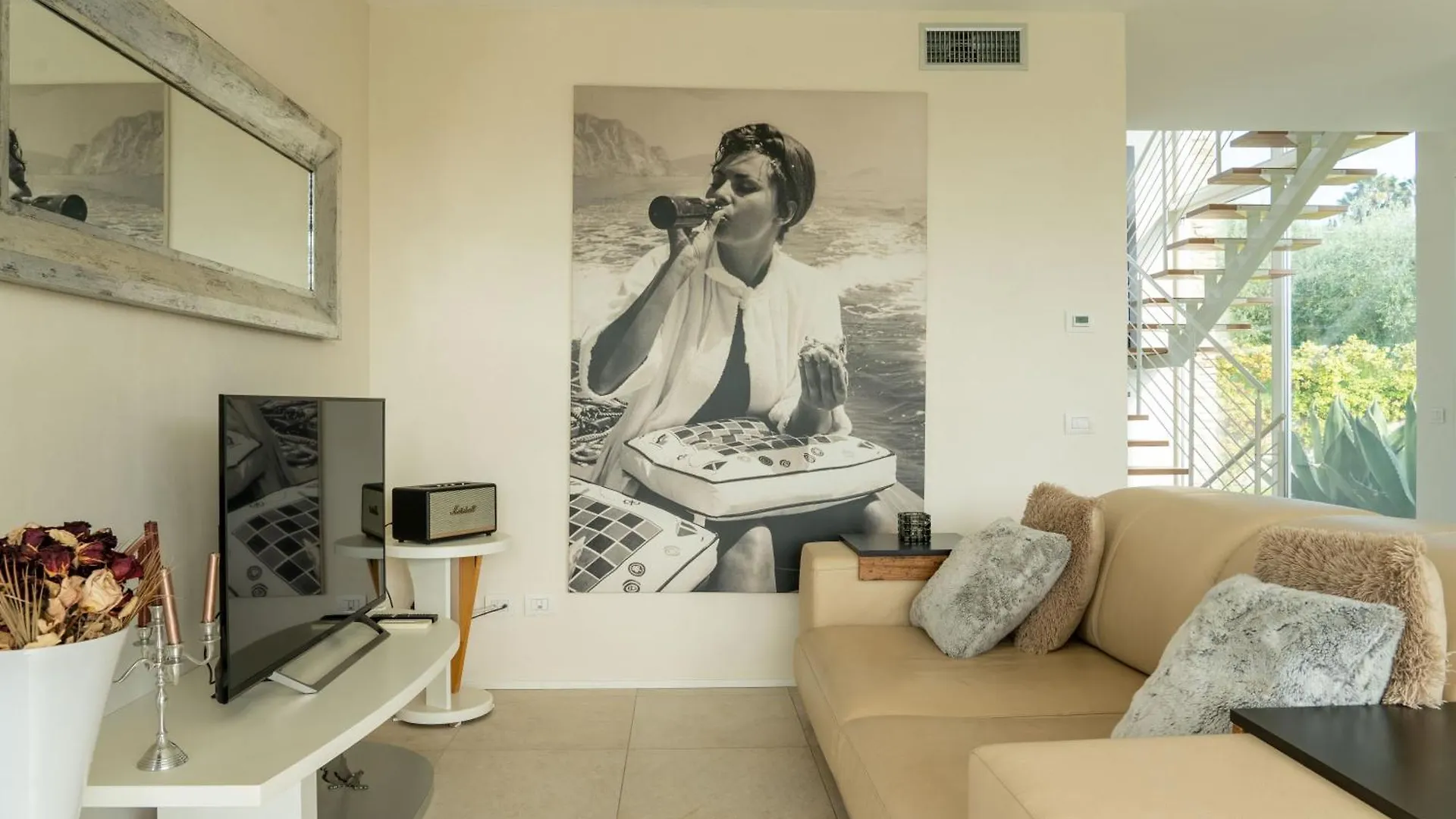 Villa Christine With A Pool Manerba del Garda 0*,  Italy